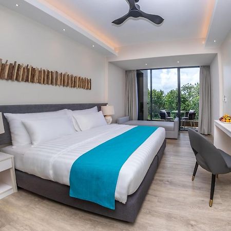 Sky Beach Maldives - Dhiffushi Exterior photo