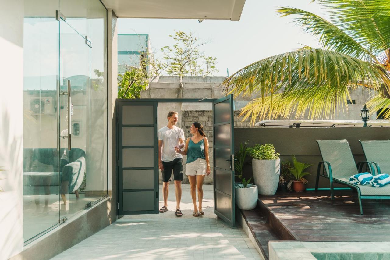 Sky Beach Maldives - Dhiffushi Exterior photo