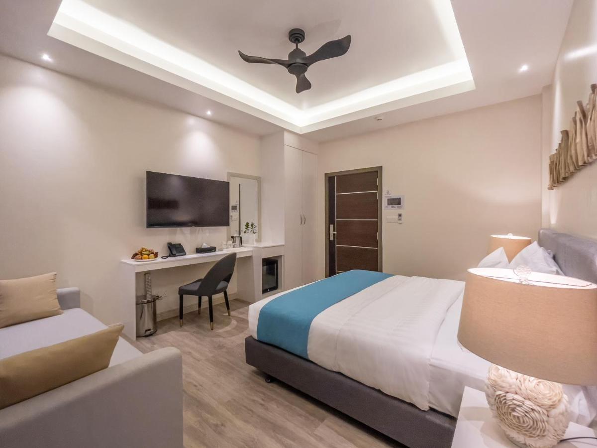Sky Beach Maldives - Dhiffushi Exterior photo